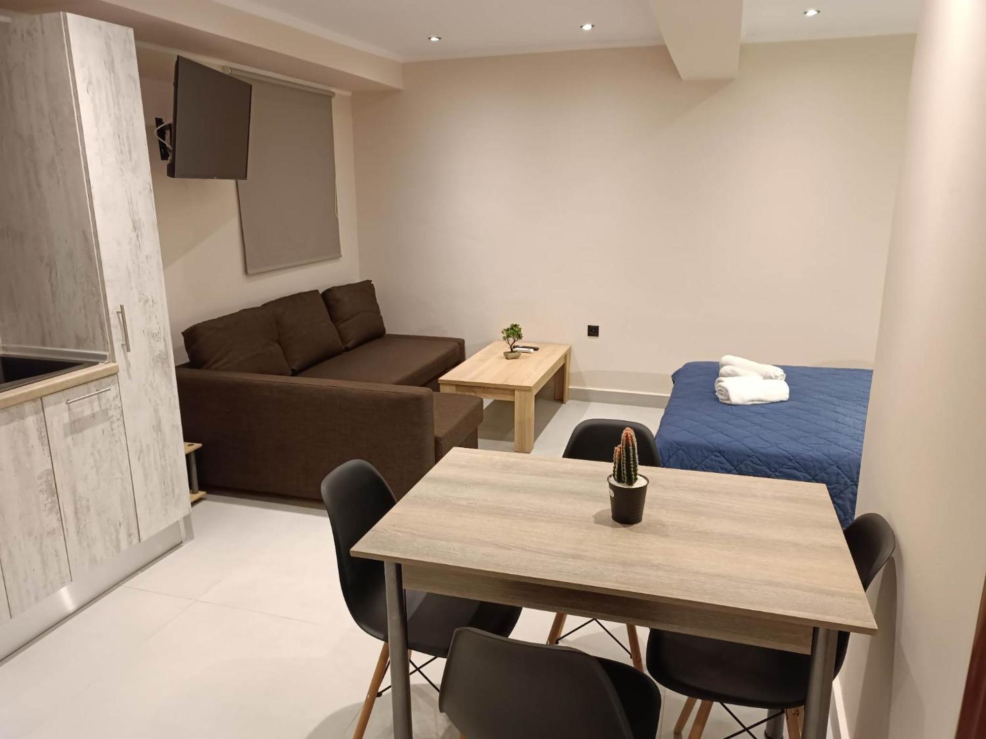 Newly Renovated Apartment Next To The Port Mantouki 외부 사진